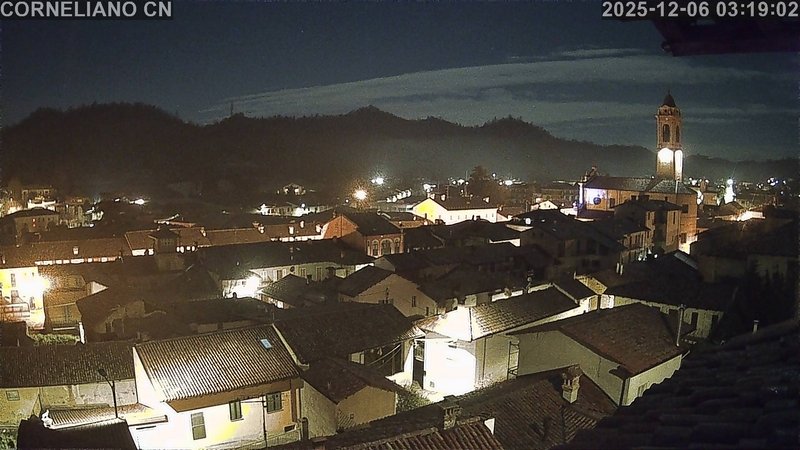 immagine della webcam nei dintorni di Albaretto della Torre: webcam Corneliano d'Alba