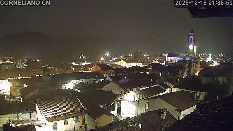 immagine della webcam nei dintorni di Serravalle Langhe: webcam Corneliano d'Alba
