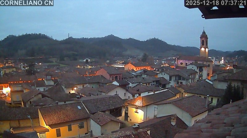 immagine della webcam nei dintorni di Alba: webcam Corneliano d'Alba