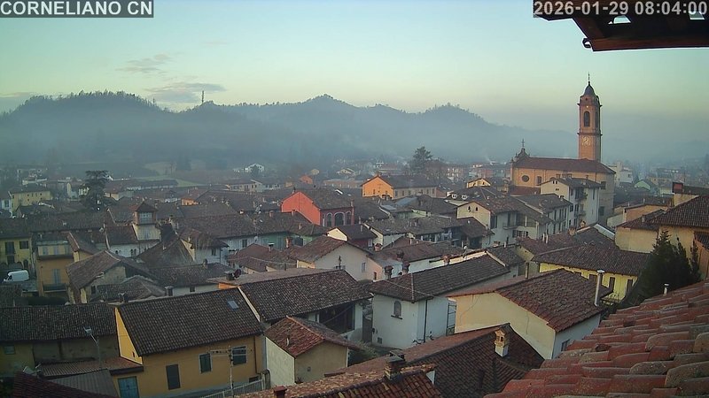 immagine della webcam nei dintorni di Cossano Belbo: webcam Corneliano d'Alba