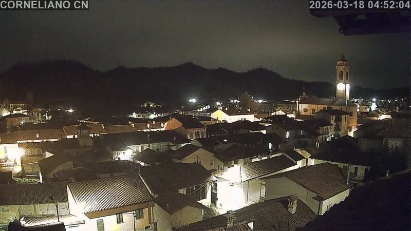 immagine della webcam nei dintorni di Costigliole d'Asti: webcam Corneliano d'Alba