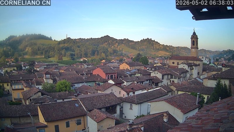 immagine della webcam nei dintorni di Bene Vagienna: webcam Corneliano d'Alba