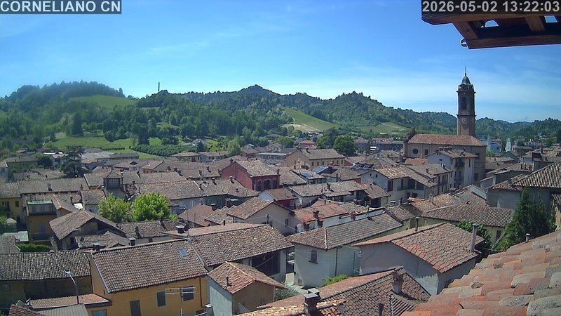 immagine della webcam nei dintorni di Bosia: webcam Corneliano d'Alba
