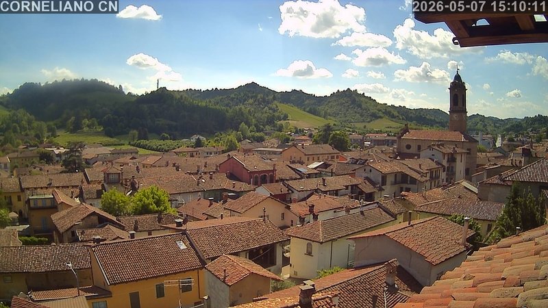 immagine della webcam nei dintorni di Lequio Berria: webcam Corneliano d'Alba