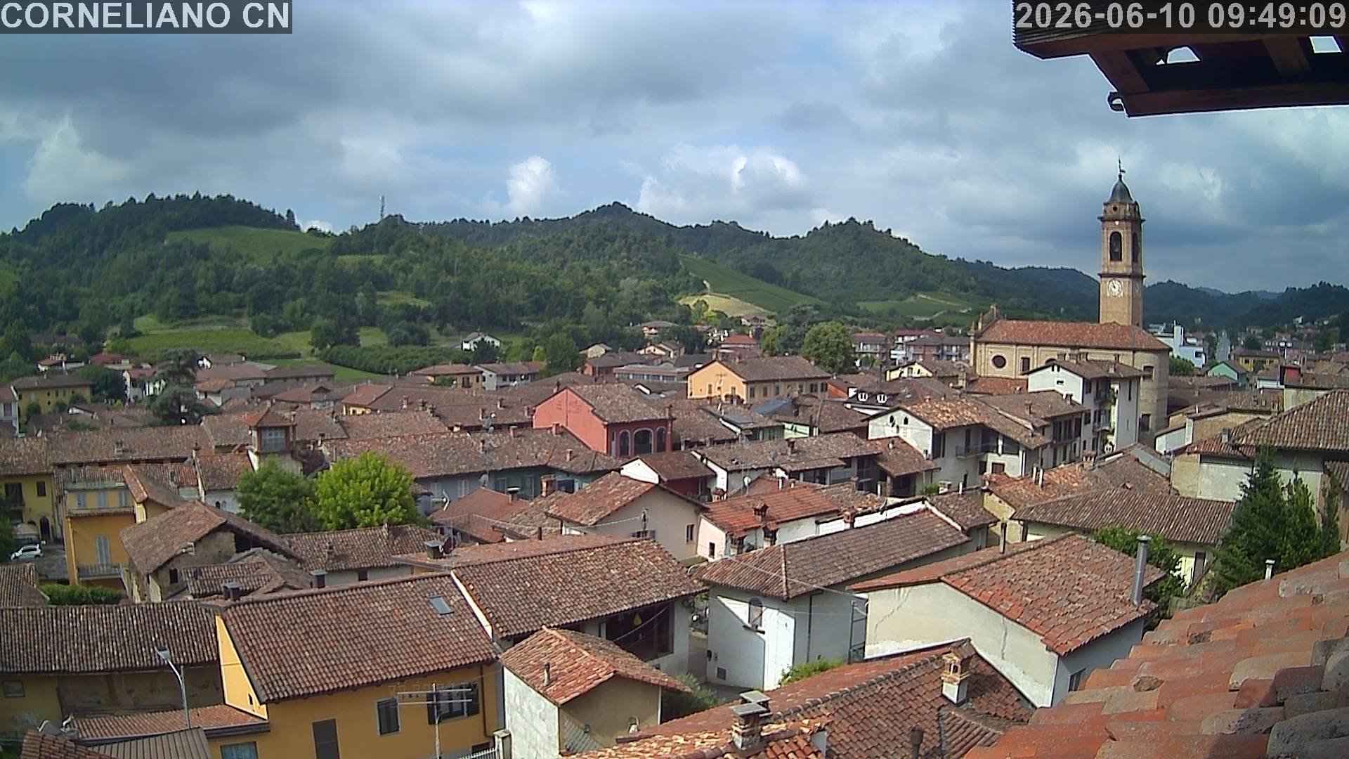 immagine della webcam nei dintorni di Fossano: webcam Corneliano d'Alba