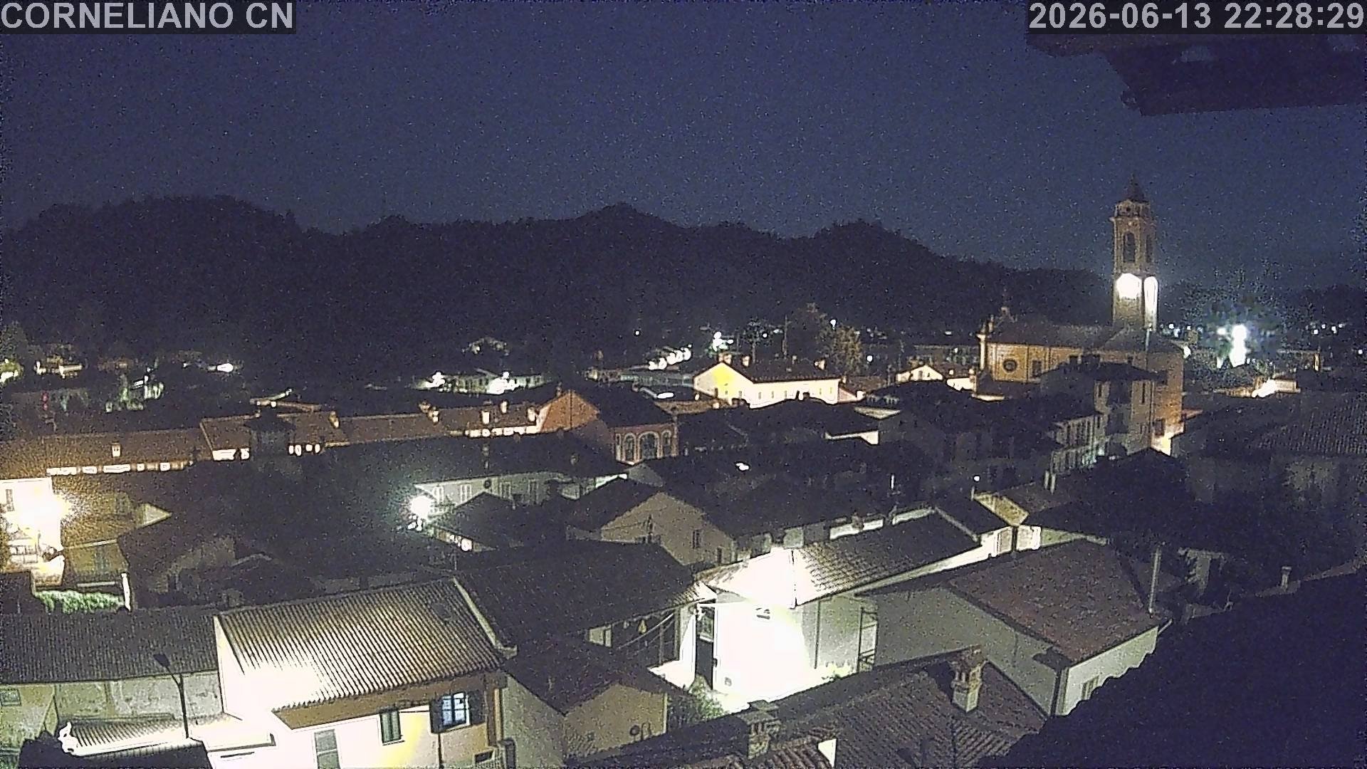 immagine della webcam nei dintorni di Cherasco: webcam Corneliano d'Alba