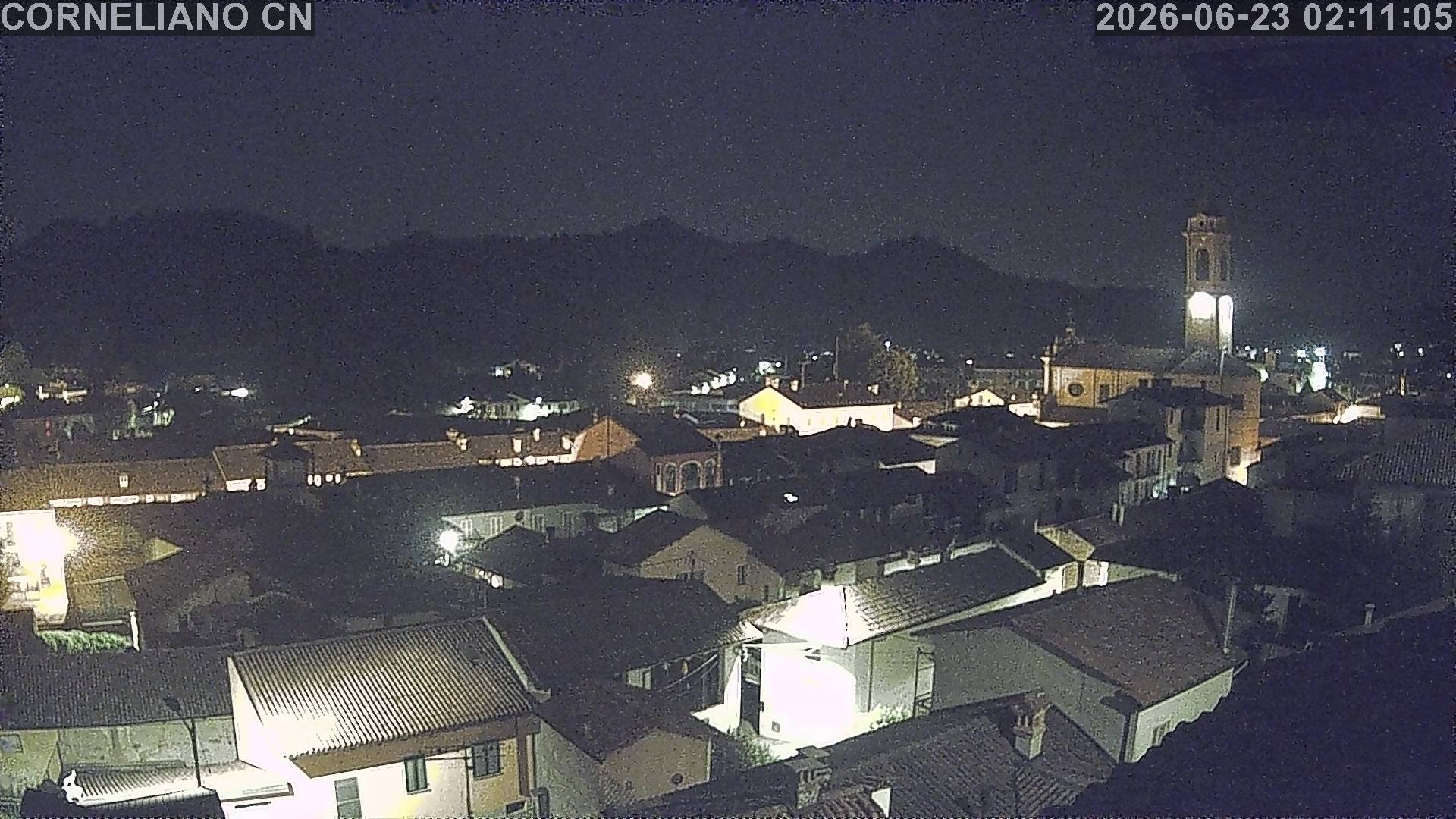 immagine della webcam nei dintorni di Benevello: webcam Corneliano d'Alba