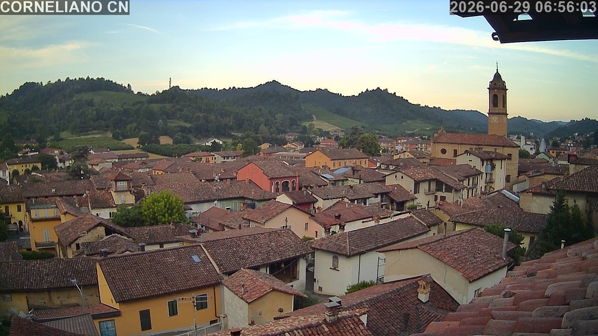 immagine della webcam nei dintorni di Mango: webcam Corneliano d'Alba