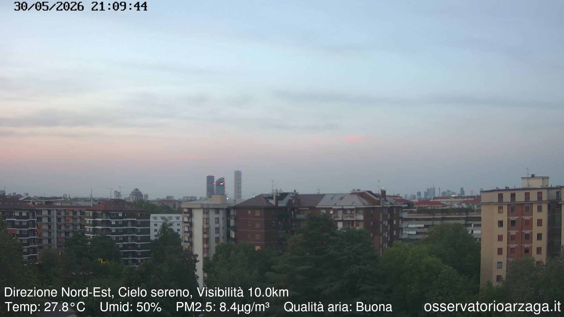 immagine della webcam nei dintorni di Passirana: webcam Milano Arzaga