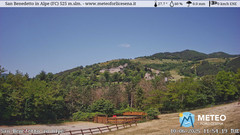 view from San Benedetto in Alpe on 2025-06-10