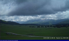 view from Pian Cansiglio - Casera Le Rotte on 2025-05-18