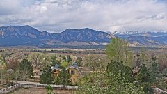 view from Louisville Flatirons time-lapse on 2026-04-11
