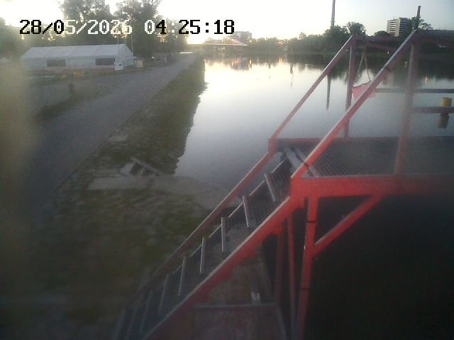 time-lapse frame, Troja - Warm Up webcam