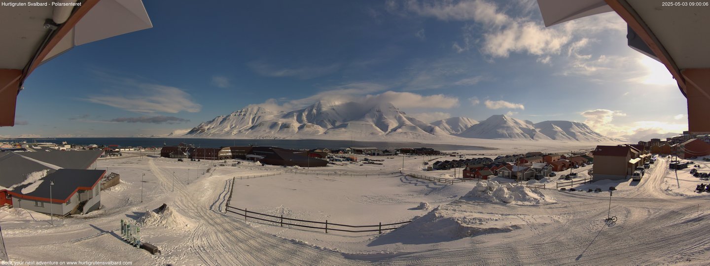 time-lapse frame, Hurtigruten Svalbard - Hiorthfjellet webcam