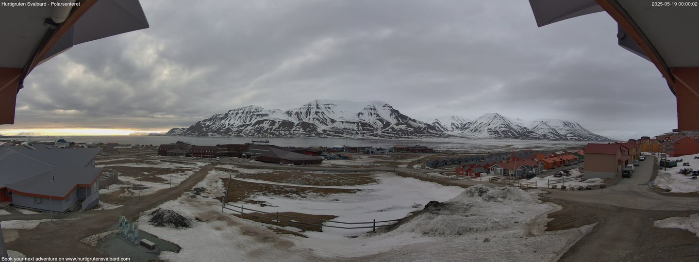 time-lapse frame, Hurtigruten Svalbard - Hiorthfjellet webcam