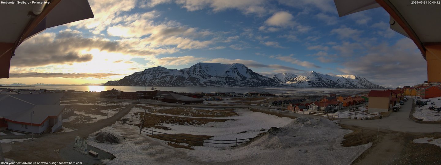 time-lapse frame, Hurtigruten Svalbard - Hiorthfjellet webcam