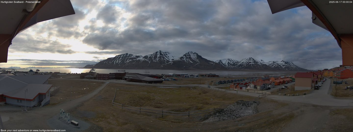 time-lapse frame, Hurtigruten Svalbard - Hiorthfjellet webcam
