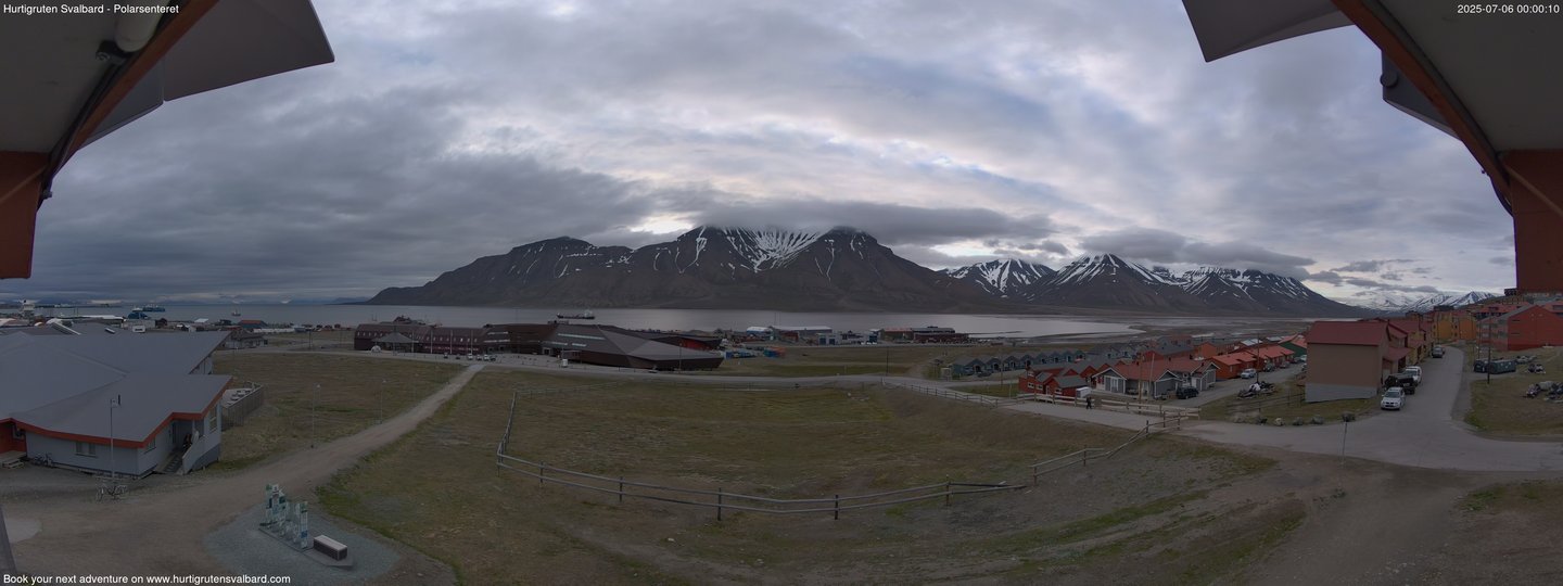 time-lapse frame, Hurtigruten Svalbard - Hiorthfjellet webcam