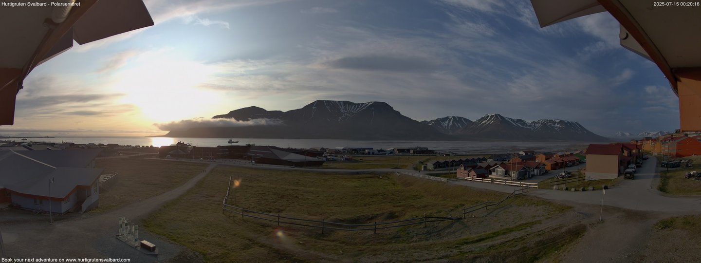 time-lapse frame, Hurtigruten Svalbard - Hiorthfjellet webcam