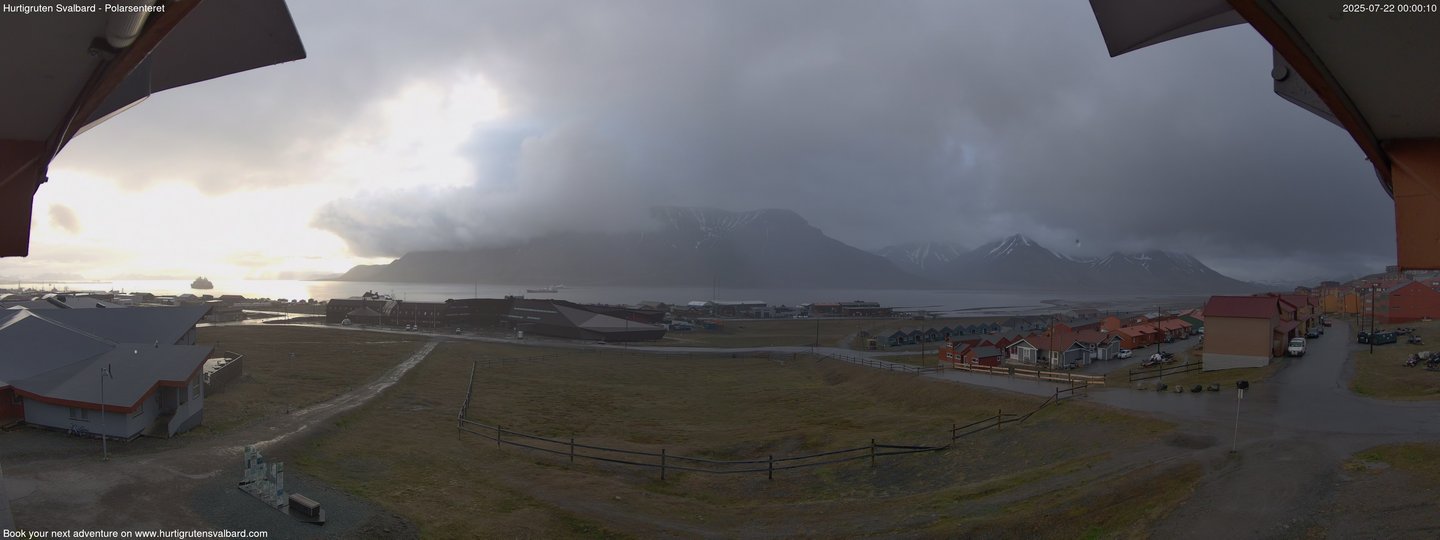time-lapse frame, Hurtigruten Svalbard - Hiorthfjellet webcam