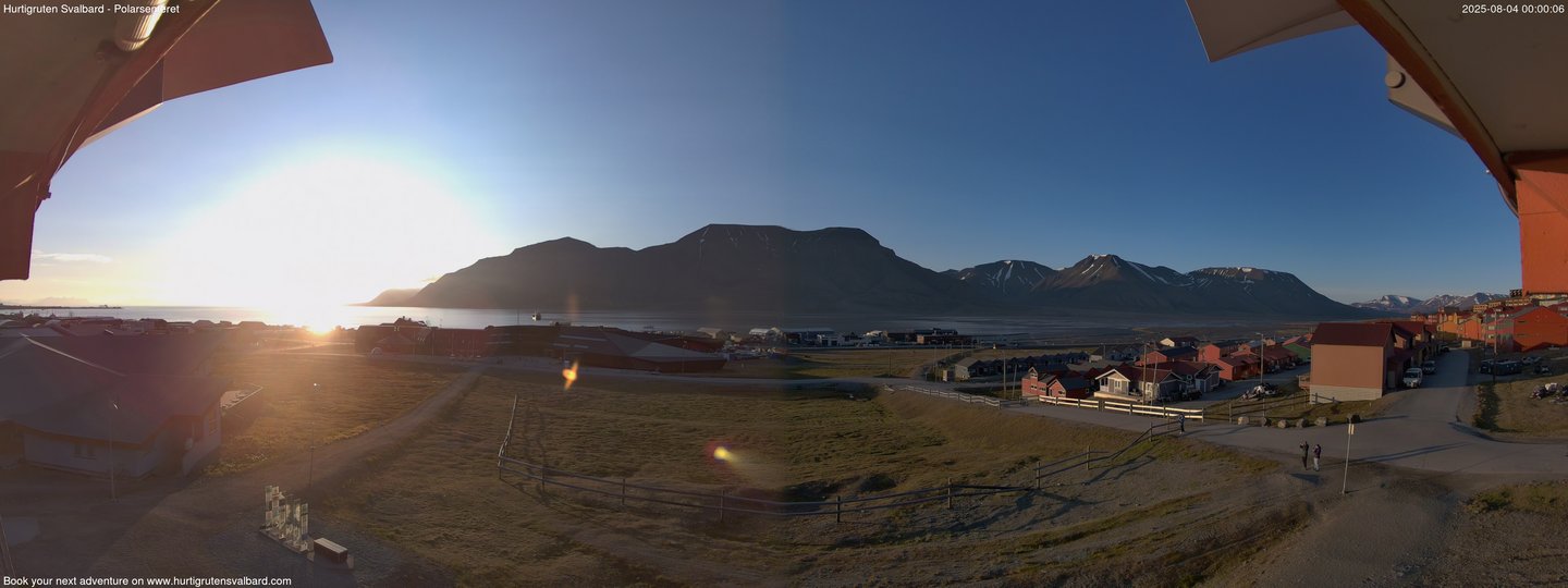 time-lapse frame, Hurtigruten Svalbard - Hiorthfjellet webcam