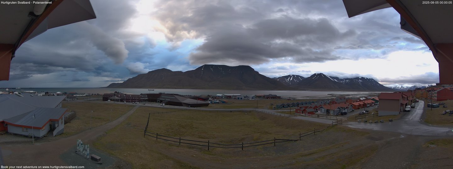 time-lapse frame, Hurtigruten Svalbard - Hiorthfjellet webcam