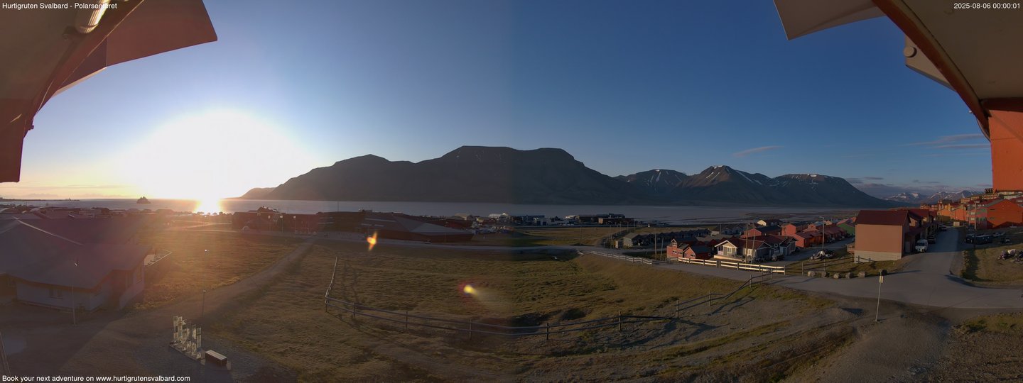time-lapse frame, Hurtigruten Svalbard - Hiorthfjellet webcam