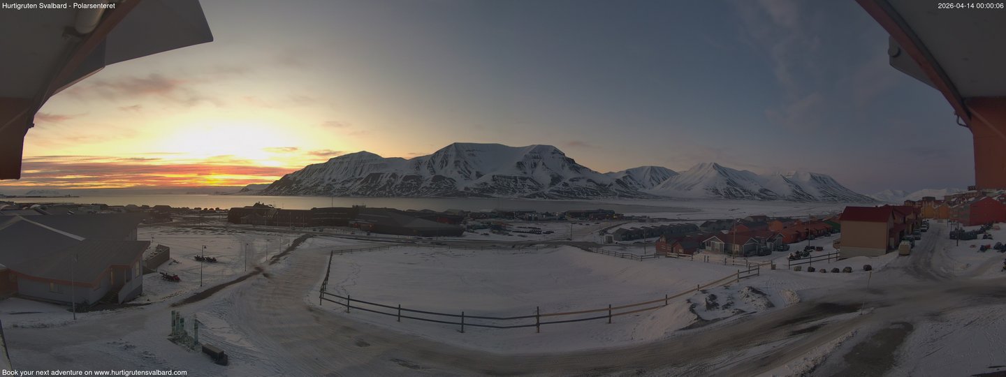 time-lapse frame, Hurtigruten Svalbard - Hiorthfjellet webcam