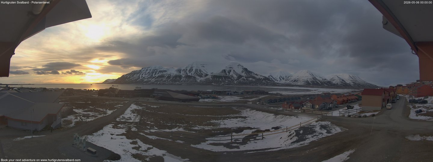 time-lapse frame, Hurtigruten Svalbard - Hiorthfjellet webcam