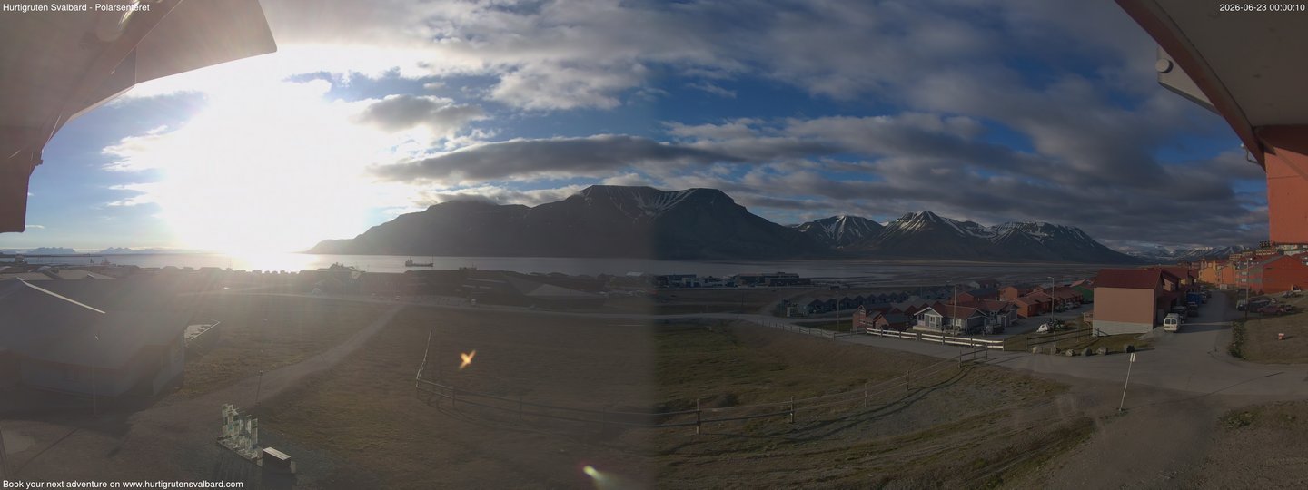 time-lapse frame, Hurtigruten Svalbard - Hiorthfjellet webcam