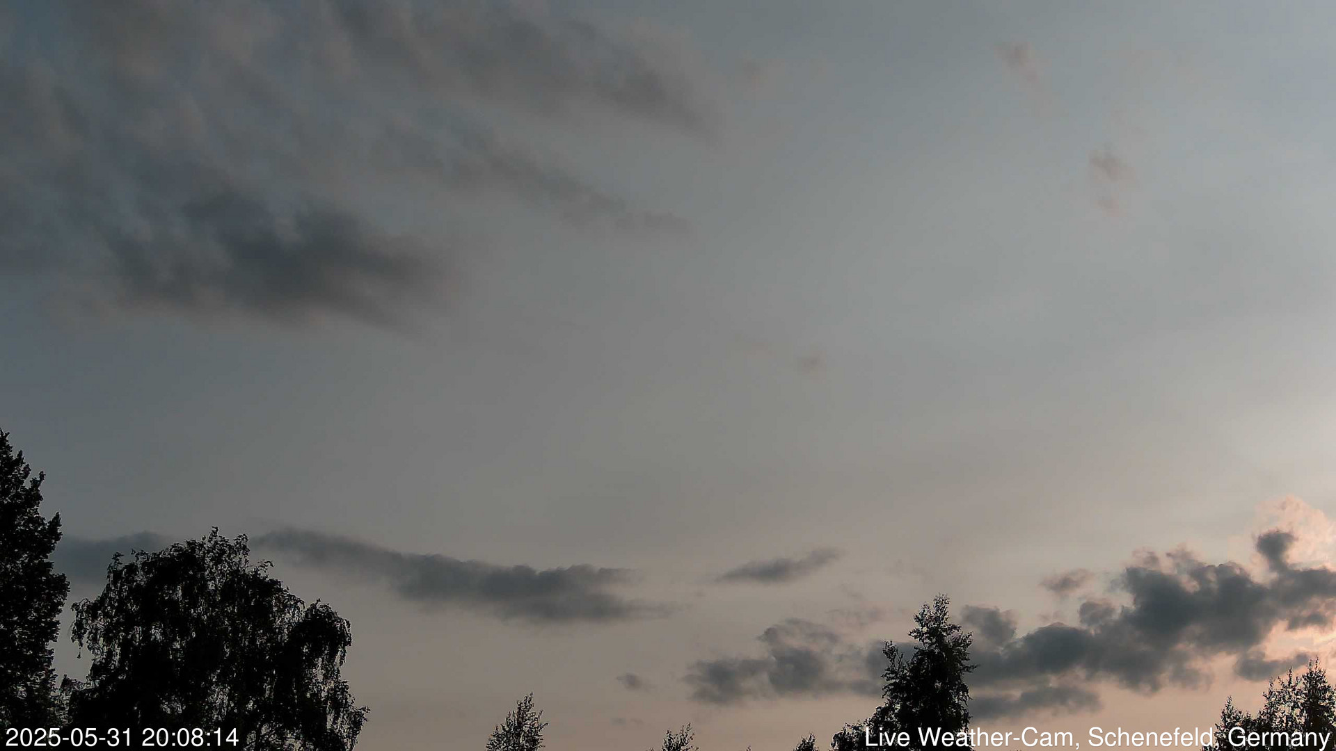 time-lapse frame, 2025-05-31 20:08-22:38 webcam