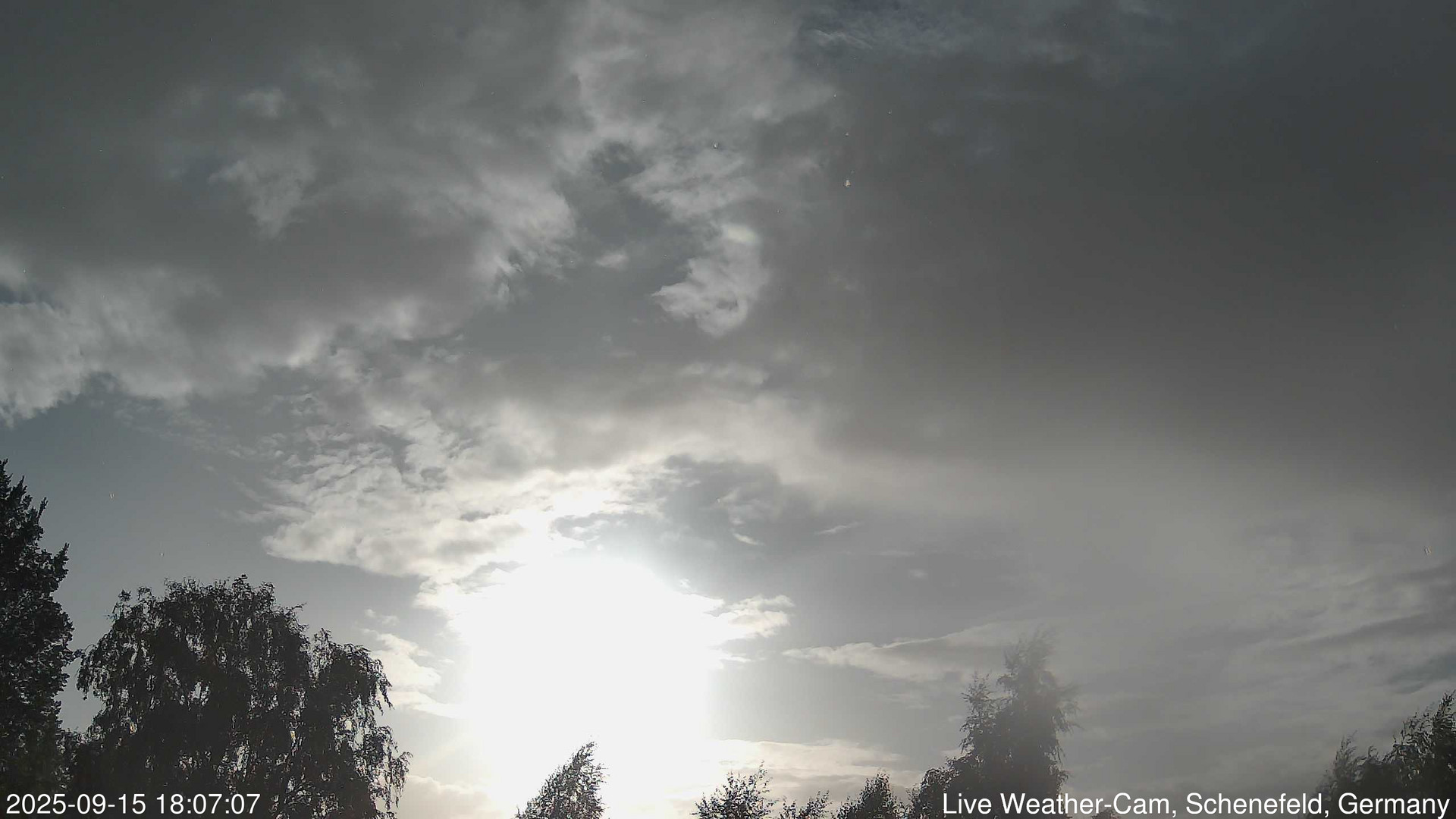 time-lapse frame, 2025-09-15 18:07-20:37 webcam