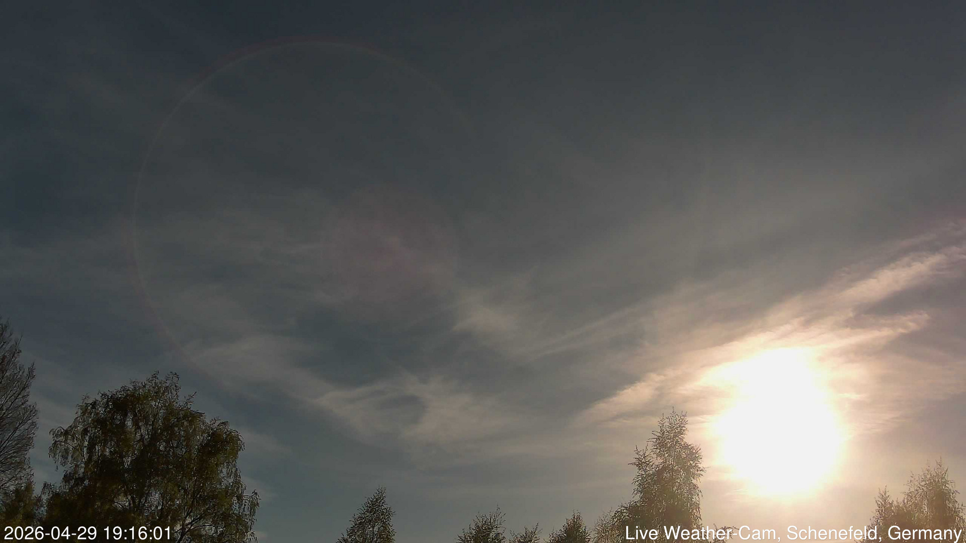 time-lapse frame, 2026-04-29 19:16-21:46 webcam