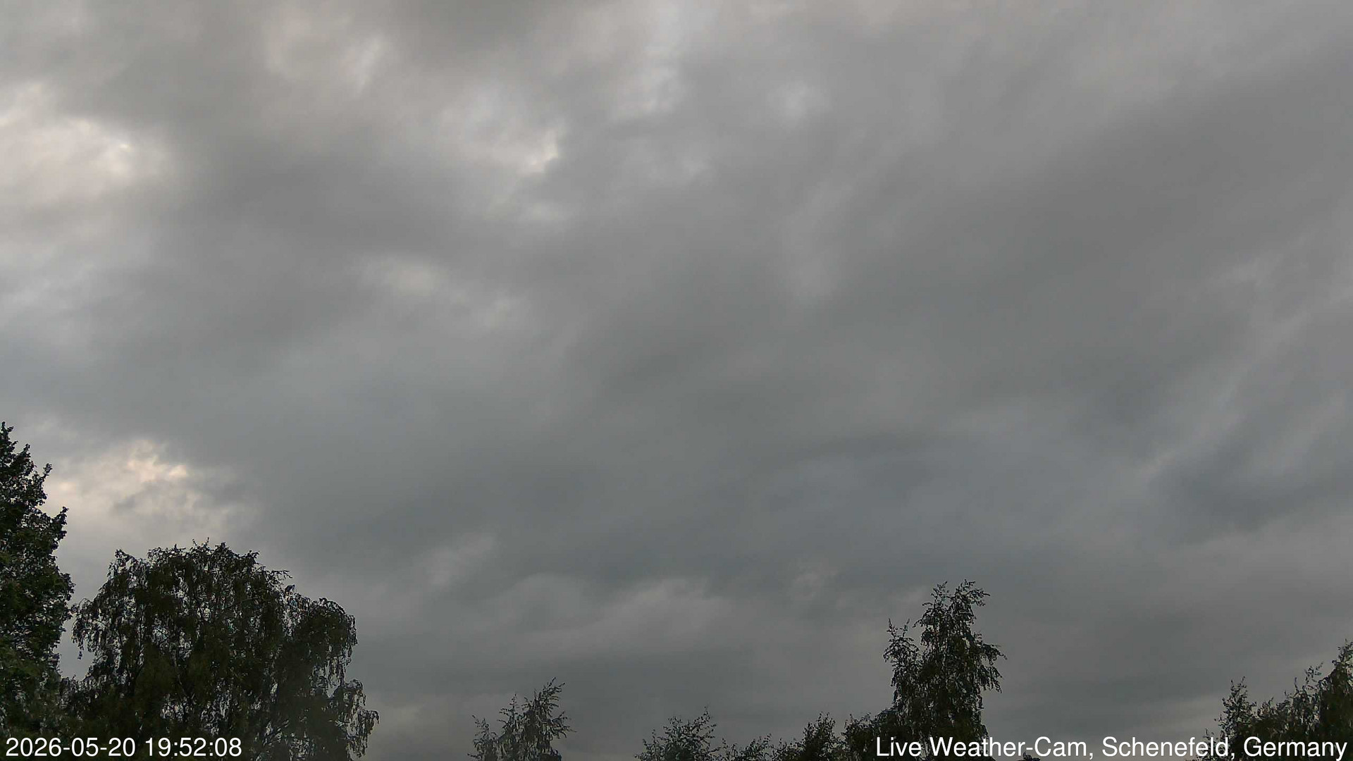 time-lapse frame, 2026-05-20 19:52-22:22 webcam