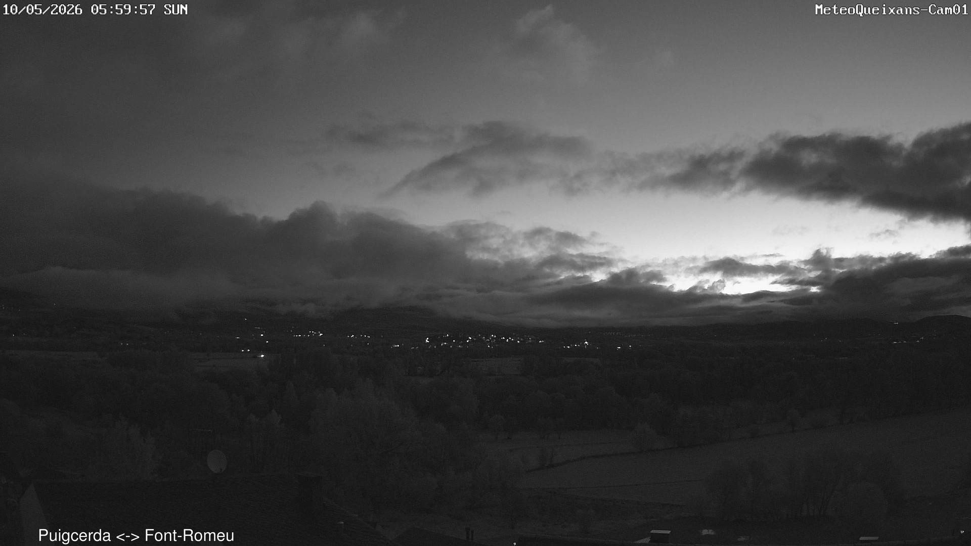 time-lapse frame, 2026-05-10 06:00-20:00 webcam
