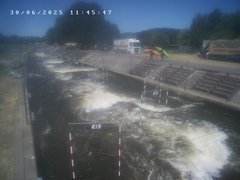 view from Troja - bottom on 2025-06-30