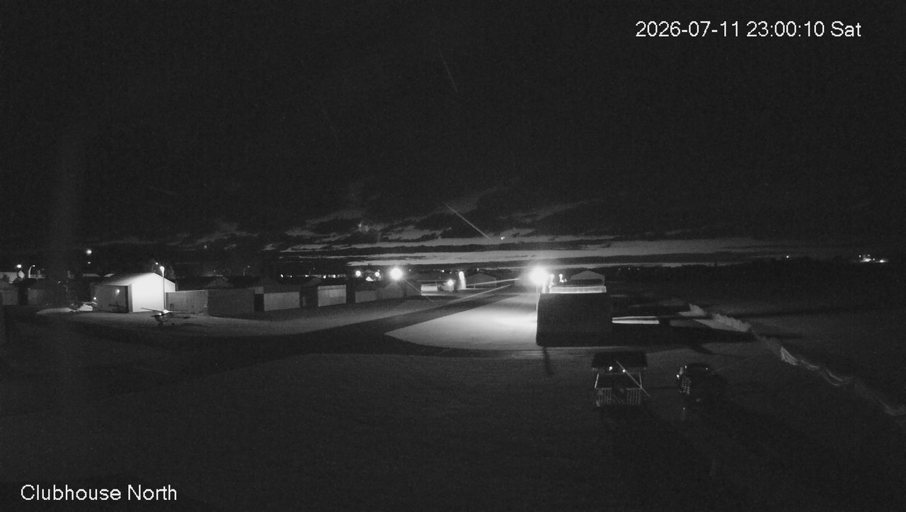 time-lapse frame, North view of Lacombe Airport webcam