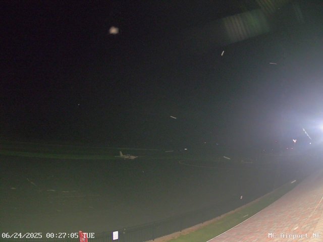 time-lapse frame, Mifflin County Airport (east) webcam
