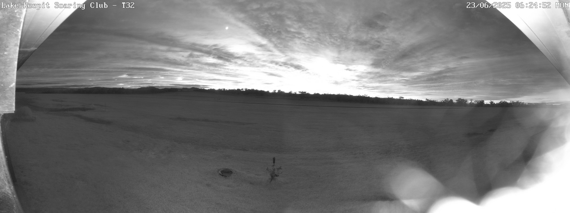 time-lapse frame, Lake Keepit Soaring Club T32 webcam