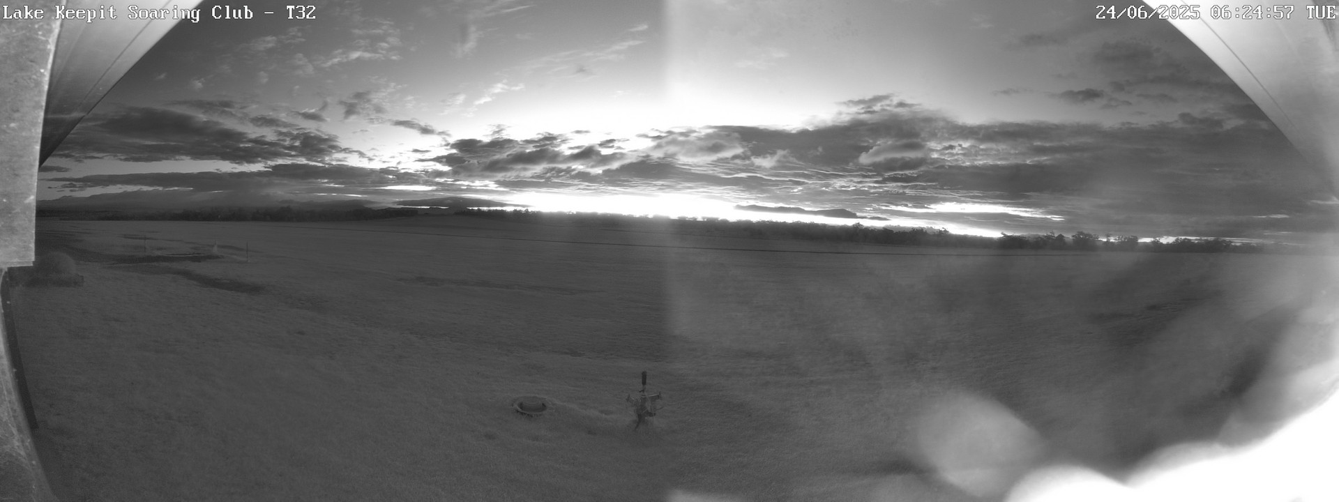 time-lapse frame, Lake Keepit Soaring Club T32 webcam