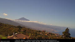 view from MeteoRavelo- Visión N de Tenerife on 2024-10-30