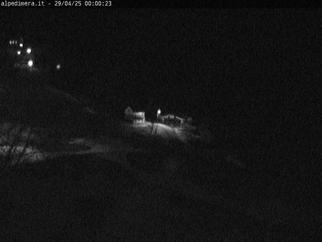 time-lapse frame, Alpe di Mera - Arrivo pista Baita e campo scuola webcam