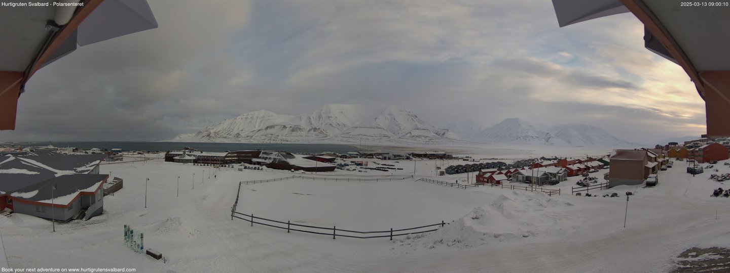 time-lapse frame, Hurtigruten Svalbard - Hiorthfjellet webcam